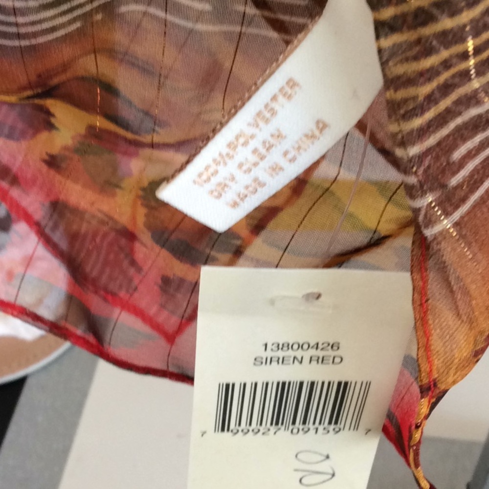 NWT Collection18 Scarf - Picture 3 of 5